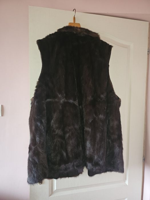 Vesta superbă de nurca