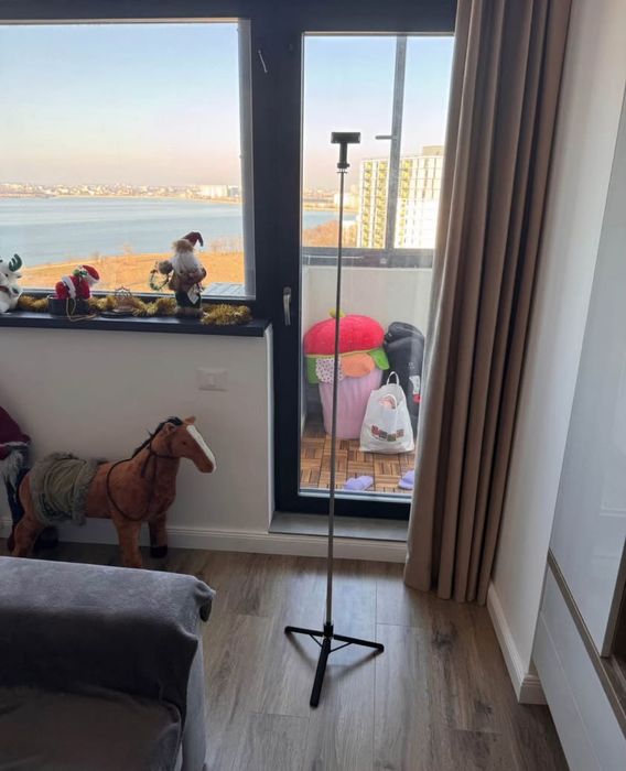 Selfie stick trepied cu telecomandă pentru telefon 170 cm