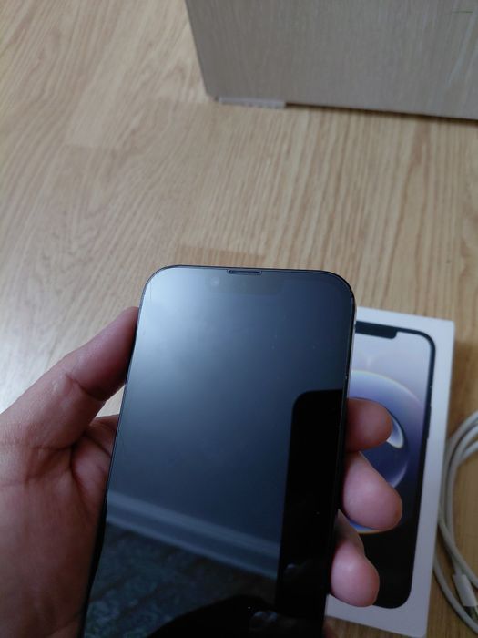 Айфон iphone 16e 128Gb 99% akum