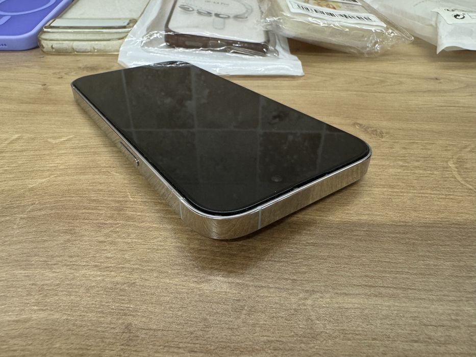 Iphone 14 pro 256 GB Silver