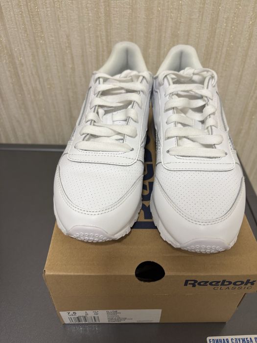 Кроссовки женские Reebok