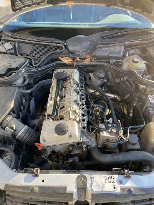 Двигател Mercedes om606 300td цял или на части