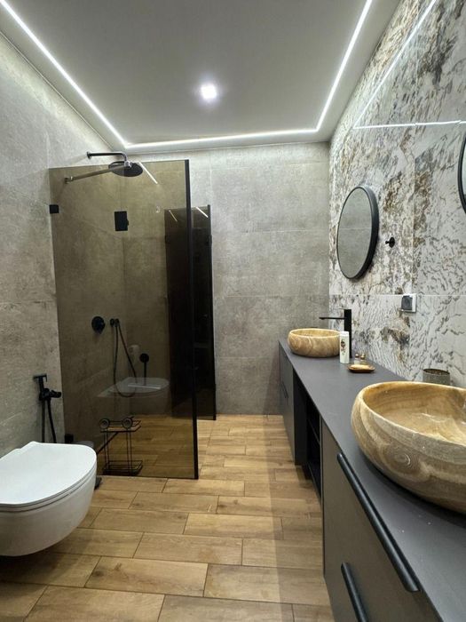 Тристаен апартамент под наем в ж.к. Кръстова вада, 2221574