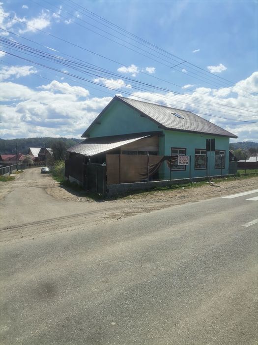 De vânzare sau de închiriat spațiu comercial.