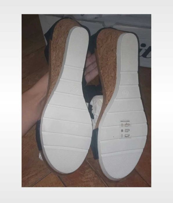 Floral black sandals