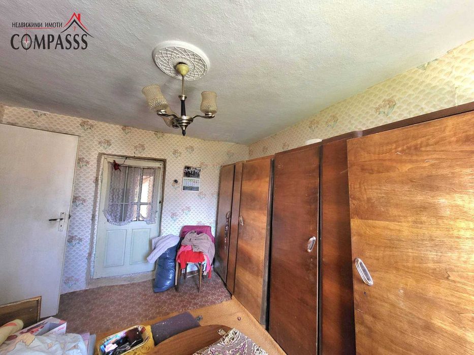 Къща-ЦЕНТЪР, гр. Ген. Тошево - 65000евро!