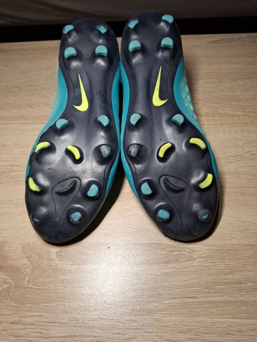 Бутонки Nike Magista