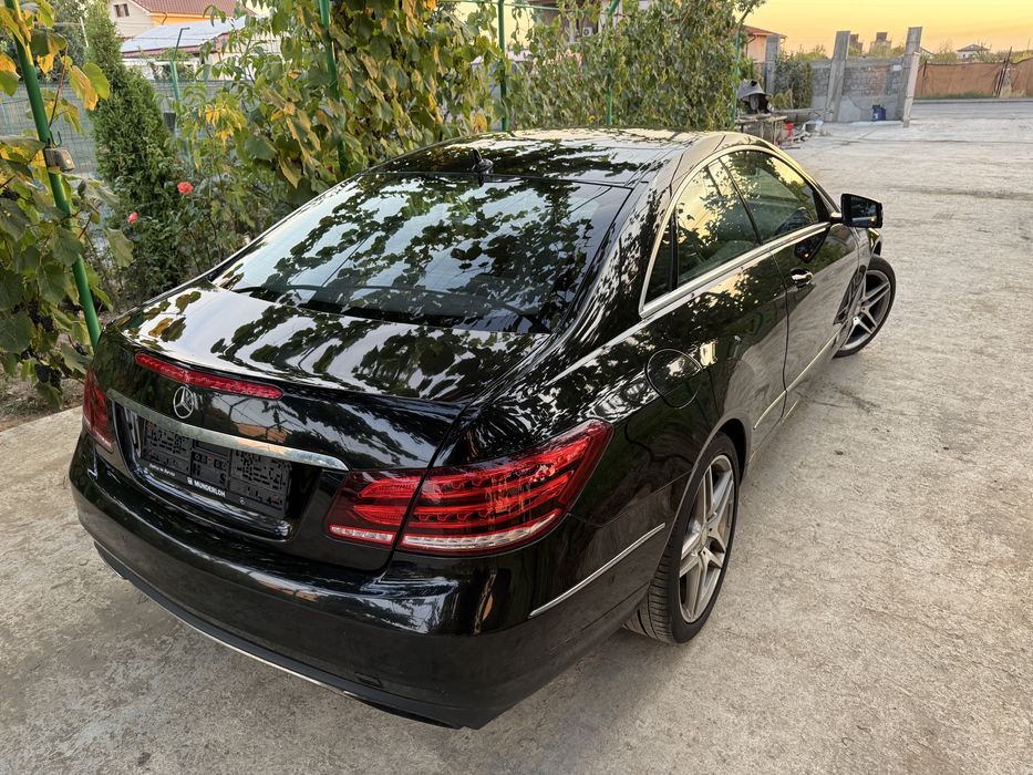 Mercedes e250 coupe , distronik , line asist 3 camere