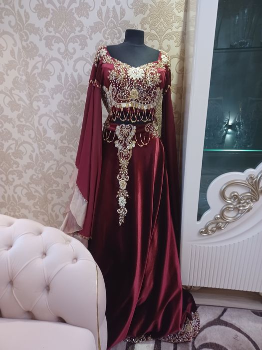 Годежа носия за къна за всички прекрасни булки