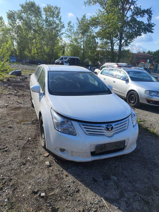 Toyota Avensis T27 на части / Тойота Авенсис Т27 на части