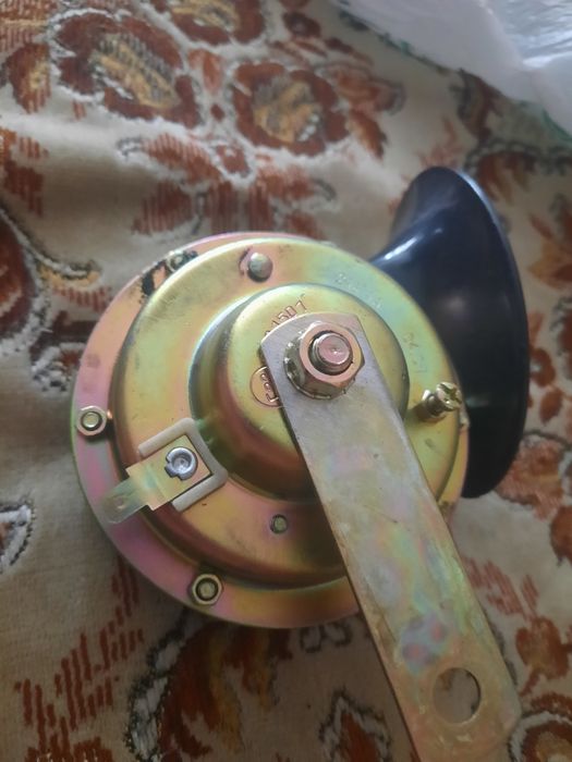 Сигнал автомобильный