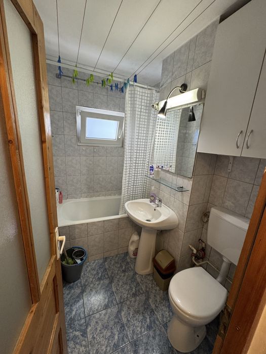Propietar VAND APARTAMENT 2 camere semidecomandat in Grigorescu