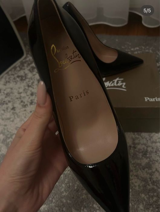 Pantofi Christian Louboutin pe stoc marimea 37 si pe comanda