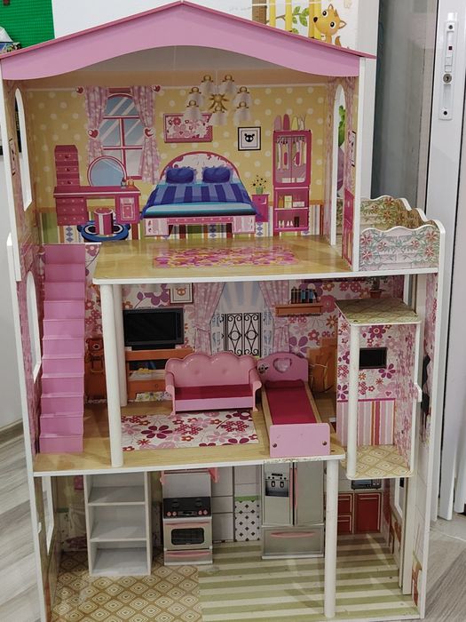 Casa mare  lemn păpuși +mobilier