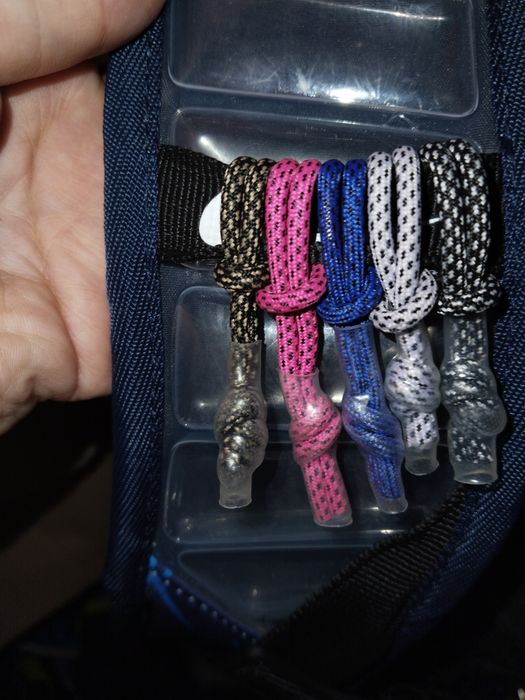 Коллекция зиперов.