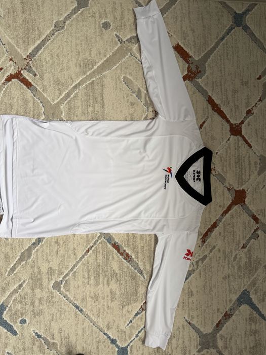 Продам олимпийский добок для тхэквондо WT