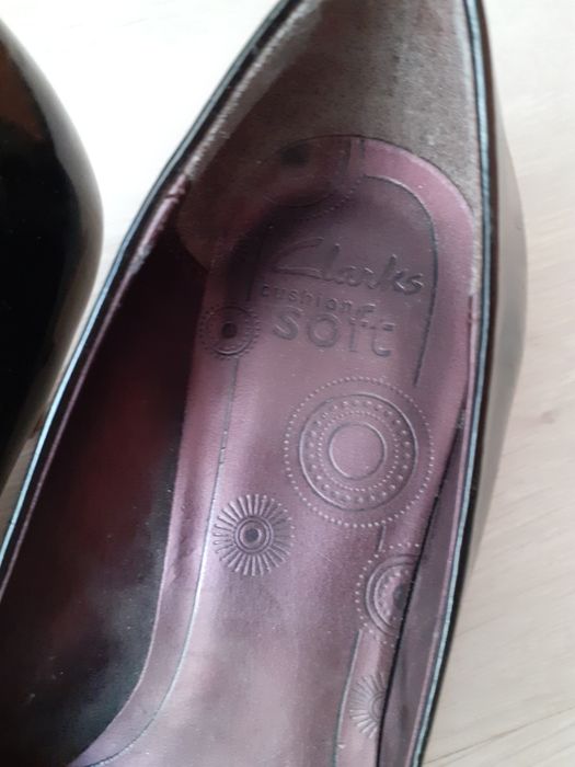 Vand pantofi piele lac