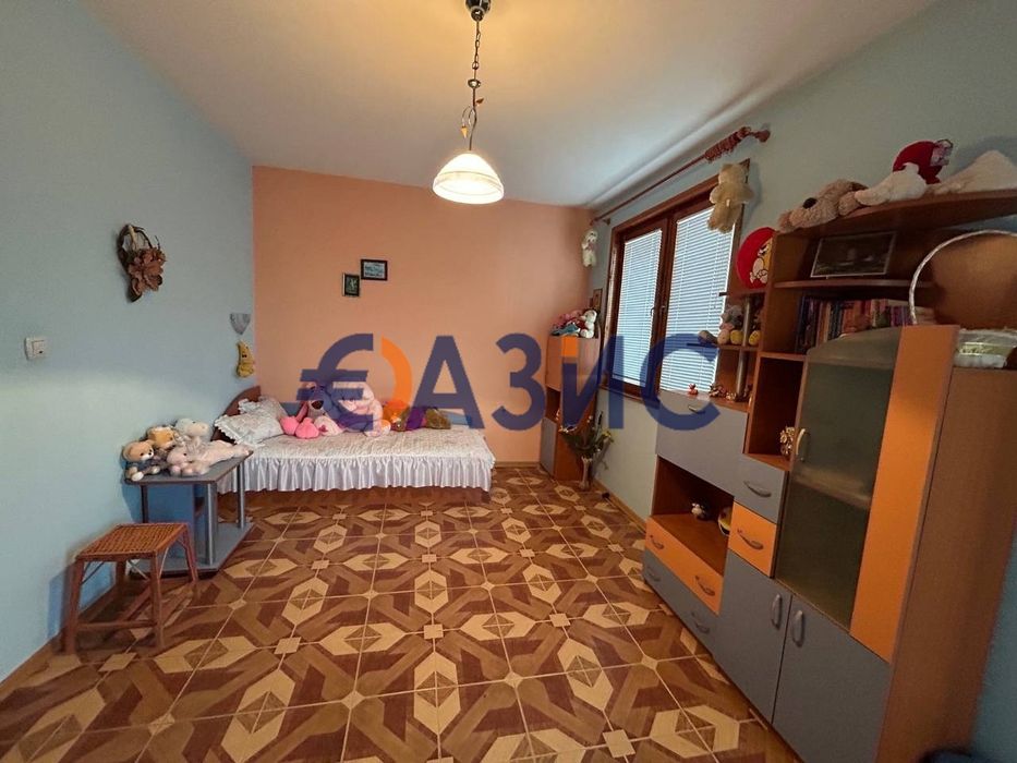 Продава се Къща в с. Кошарица, Област Бургас - 300 кв.м за 934 €/кв.м - Снимка #6