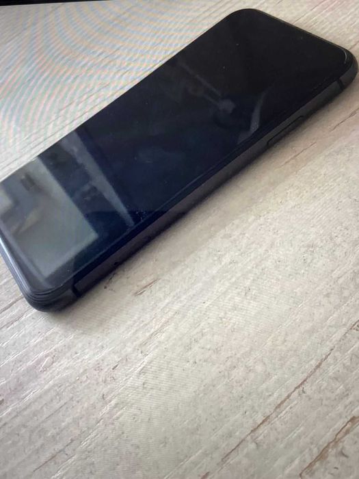Продам iPhone 11 128 Гб