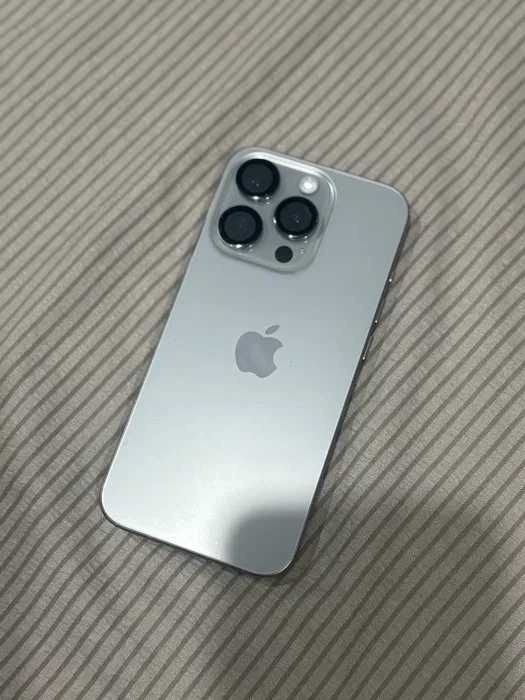 Продам IPhone 15 Pro 128Gb