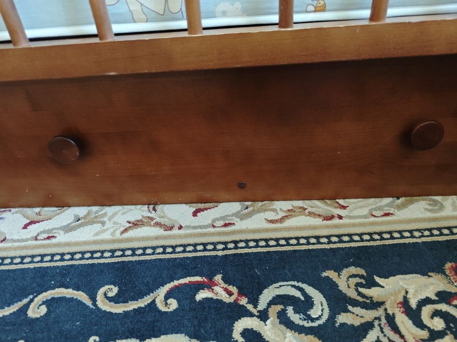 Манеж массив дерево с маятником