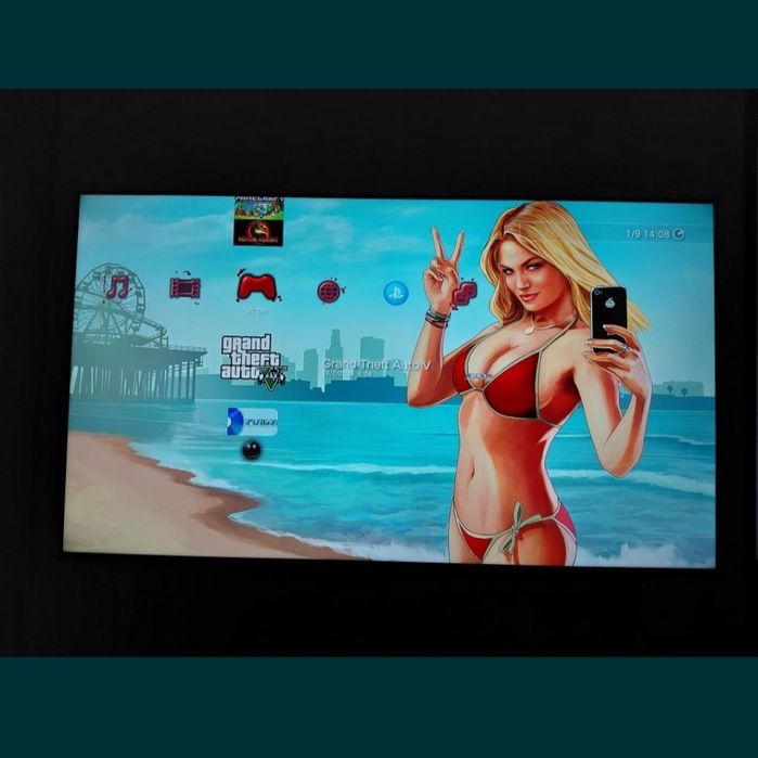 PlayStation 3 Super Slim [500 ГБ] + 2 геймпада + Игры