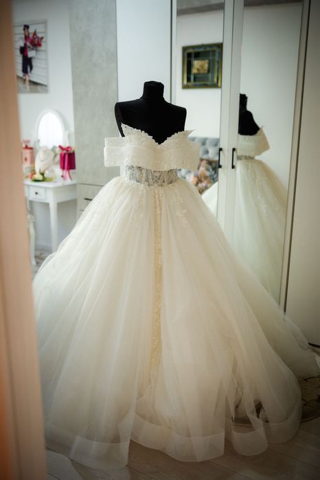 Rochie de mireasa !