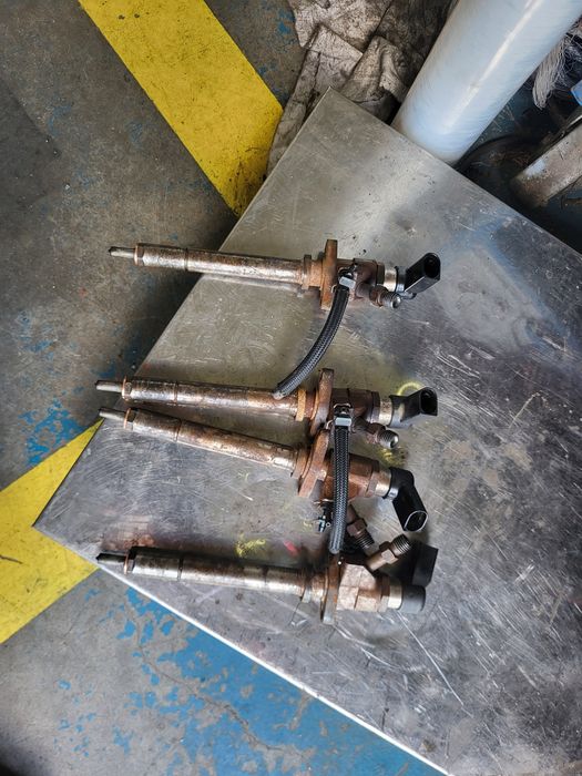 Injectoare ford focus ,mondeo peugeot citroen volvo.2.0tdci siemens