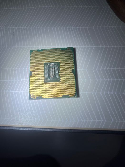 Intel Xeon/i5/i7