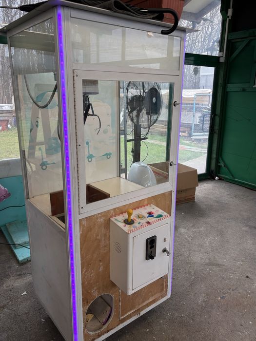 кран за плюшени играчки