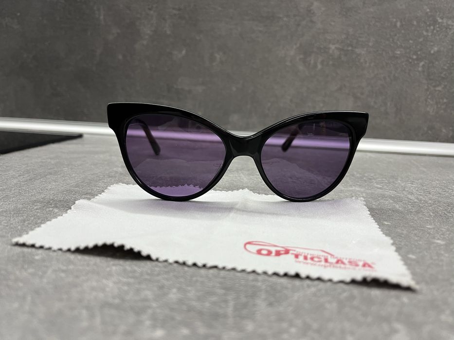 Слънчеви очила Benetton