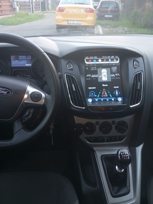 FORD Focus 2011 — imagine 3