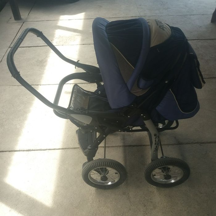 Продам   коляску