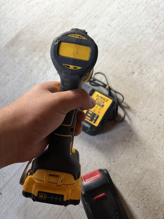 Dewalt DCF887 impact