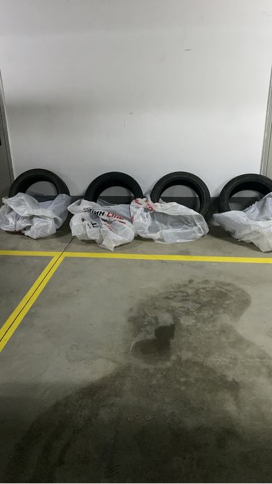 Шины Continental 235/45 R18V XL