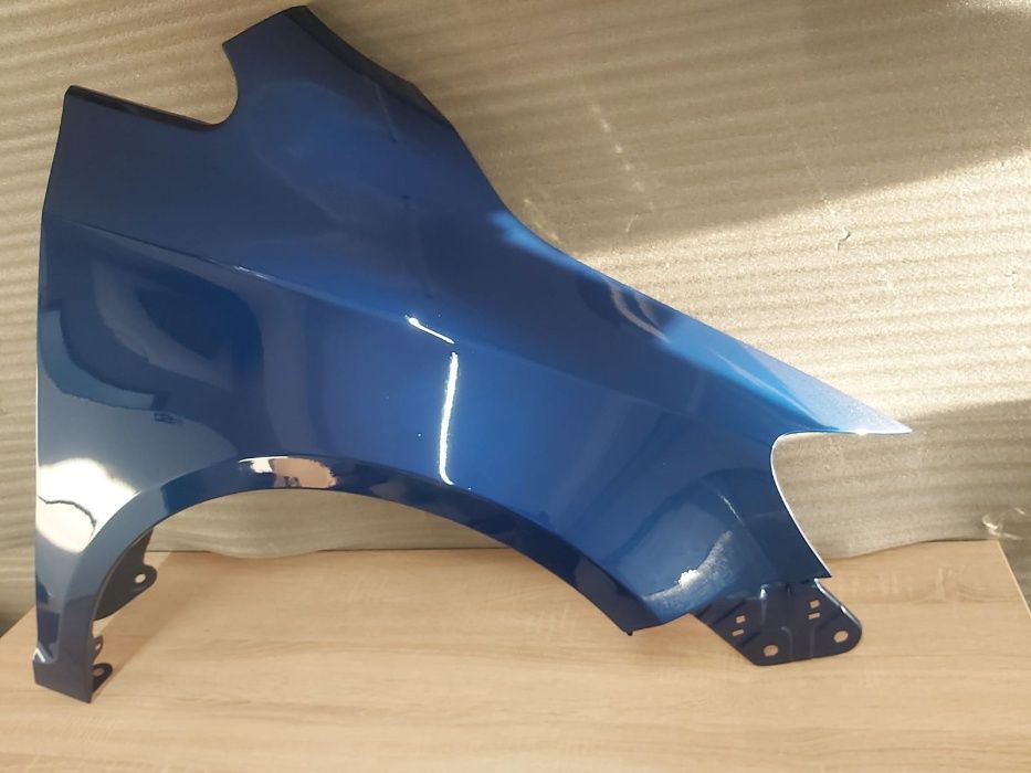 Aripa Fata Dreapta VW Golf 5 V Plus 2005-2009 LC5J Albastru