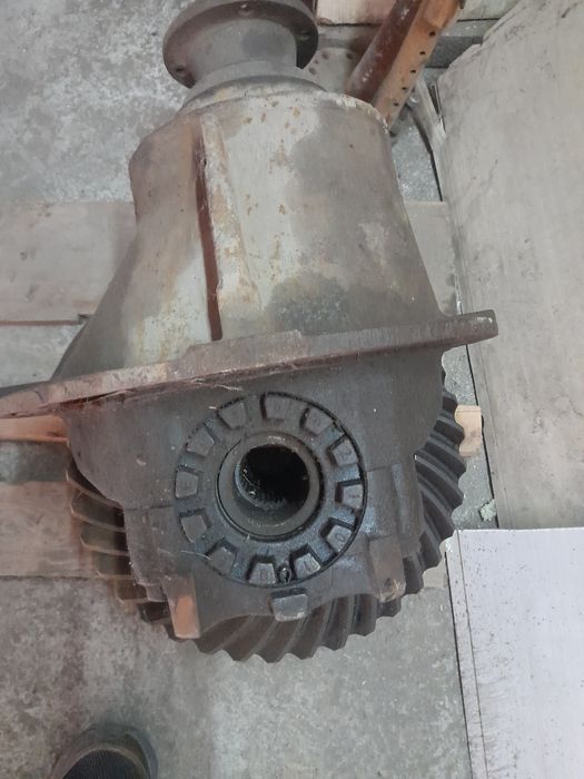 Продам редуктор на Volvo flc