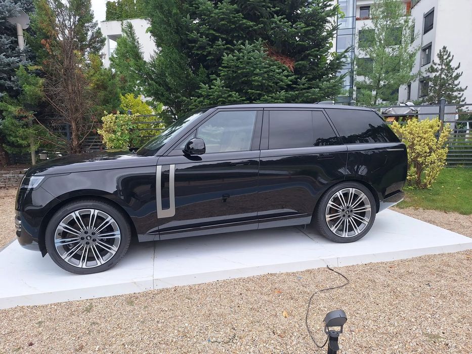 Land Rover Range Rover 2025 diesel, 157.922 € — imagine 9