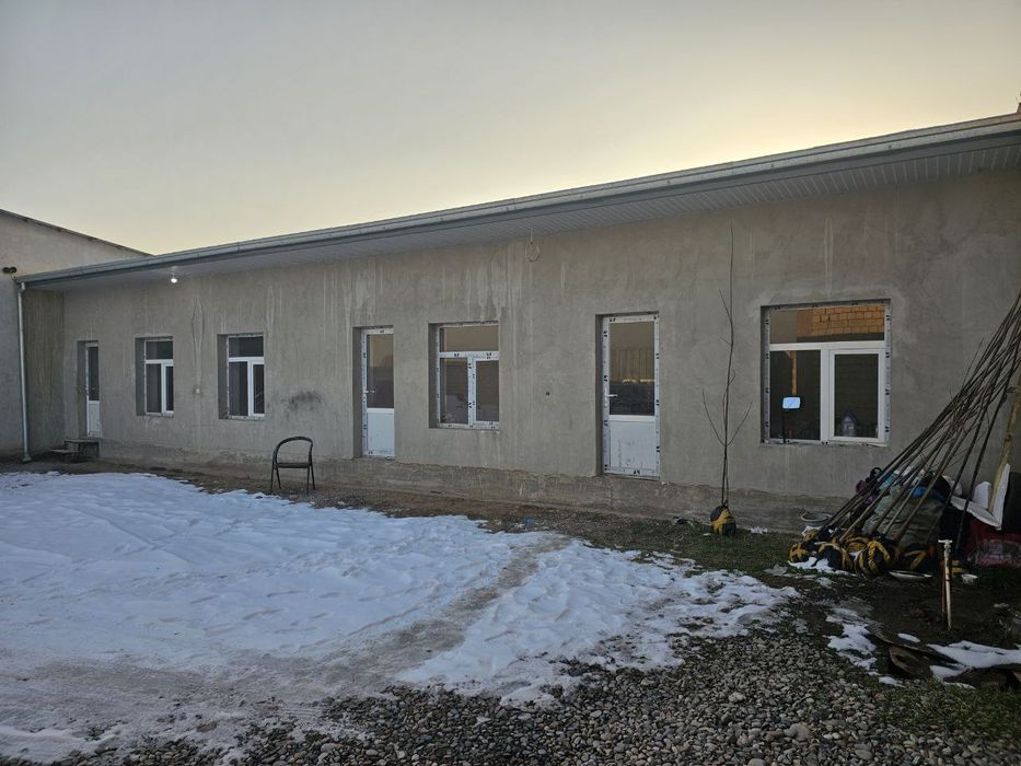 Arenda Erkinda ZangioOtada 200kv sklad  qsa boladi 15kv