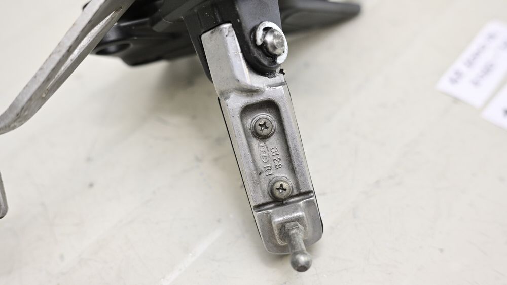 Suport Scarita Pompa Frana Cu Pedala Spate Kawasaki Z1000SX 2010 -