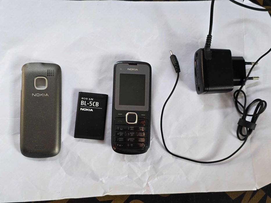 Мобилен телефон Нокия C1-01