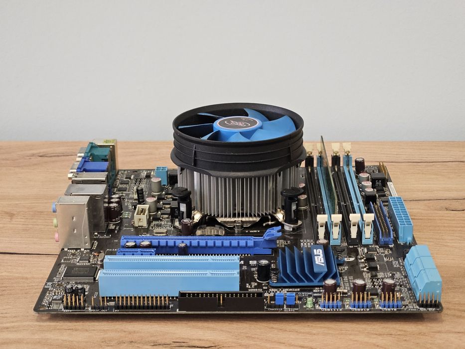 Intel i5 530, MB, RAM