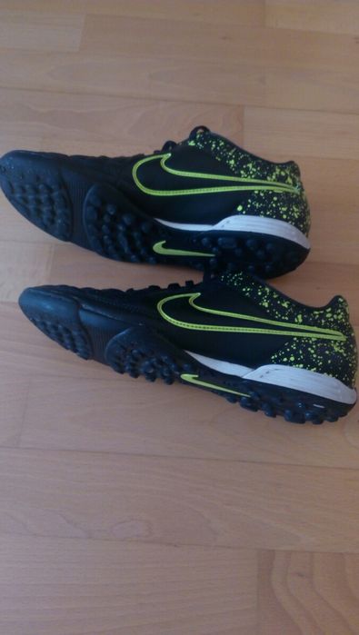 Футболни обувки Nike tiempo