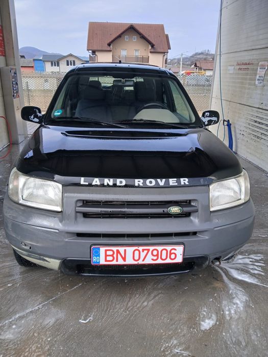 Vand land Rover anul 2002