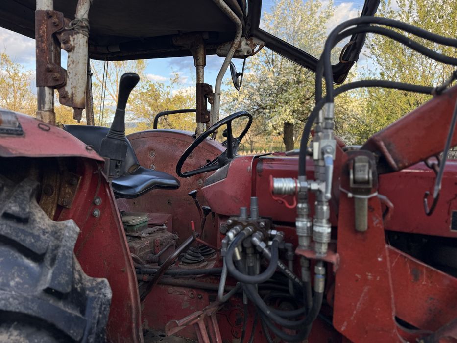 Tractot International 624