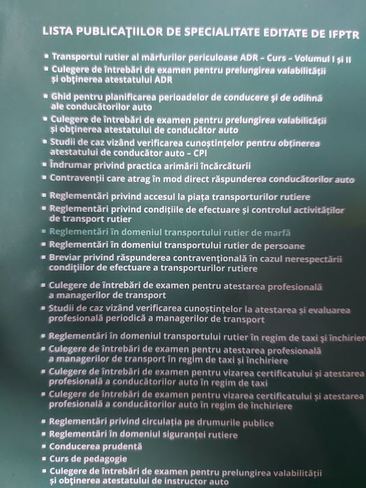 Vând cărți examen transport marfa și persoane