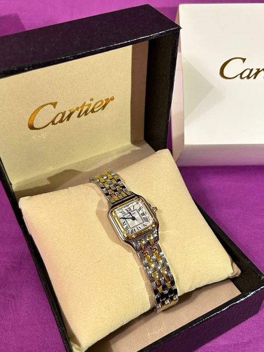 Женские часы Cartier