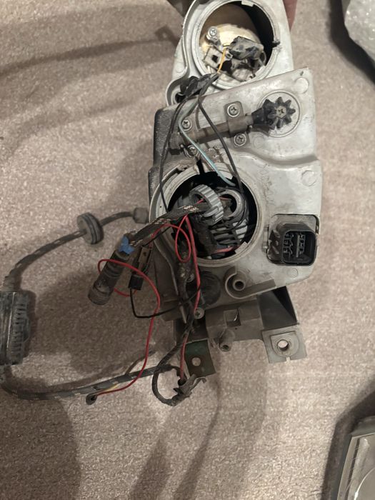 Фара тибурон левая