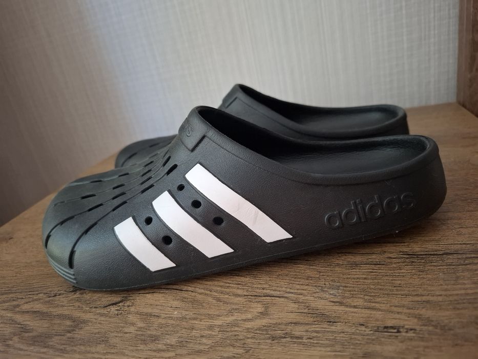 Adidas Originals чехли 43 номер.