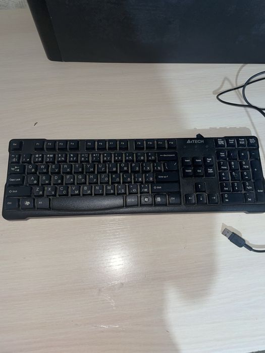 Монитор(Samsung)+Процессор(LG)+клавиатура(4Tech)